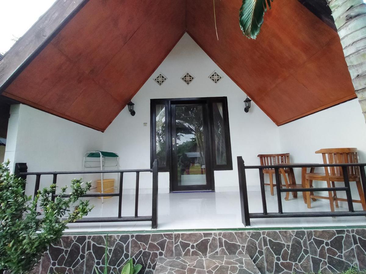 Coconut Gili Meno Hotel Exterior foto